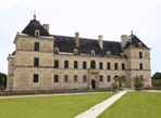  .  `   (Chateau d'Ancy-le-Franc).   , . 1544-1550 . 